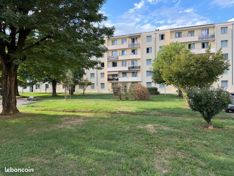 Appartement 4 pièces 67 m² · à Saint-Priest · 67 m² · 1 200 €/mois