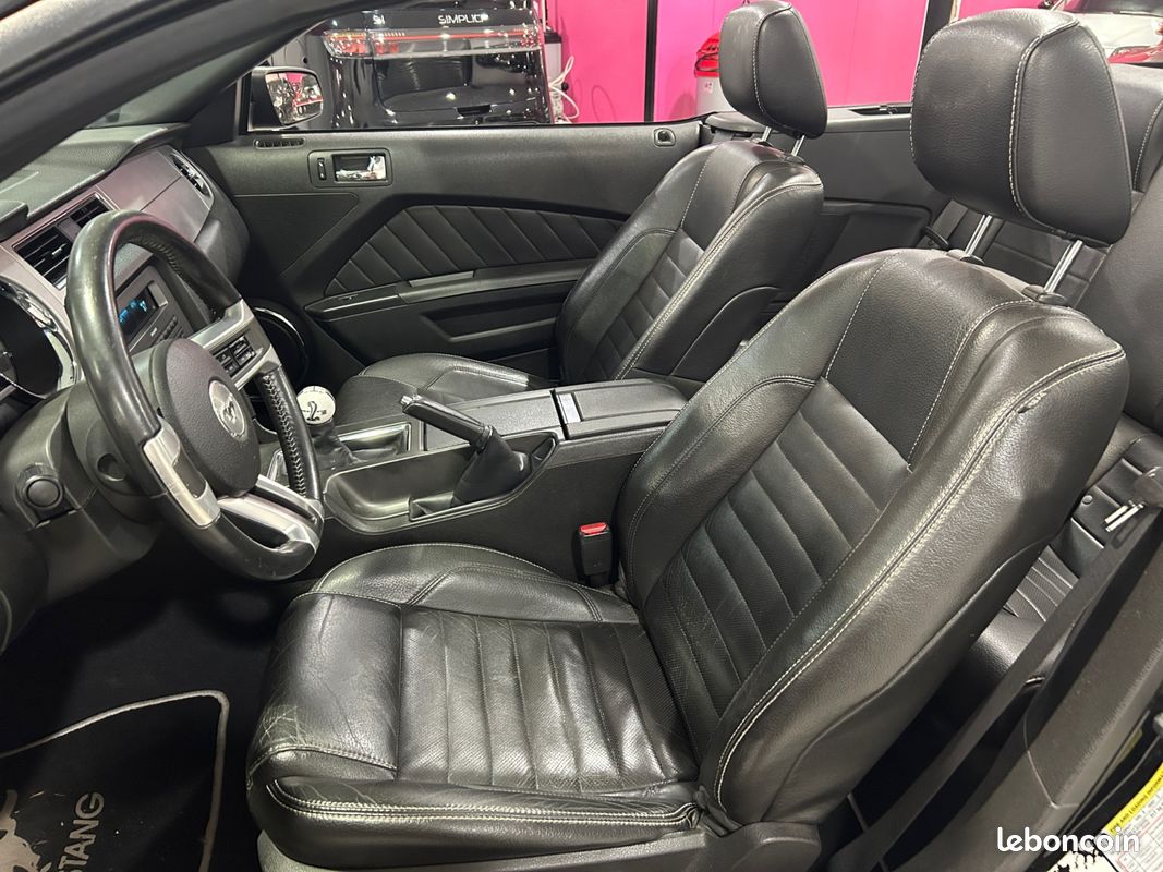FORD MUSTANG GT CABRIOLET 4.6 V8 300CH - BOÎTE MANUELLE - Garantie 12 mois (image 9)