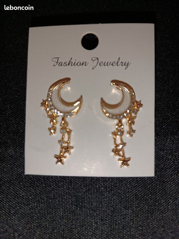 Lot de 3 paires de boucles d'oreilles neuves (image 1)