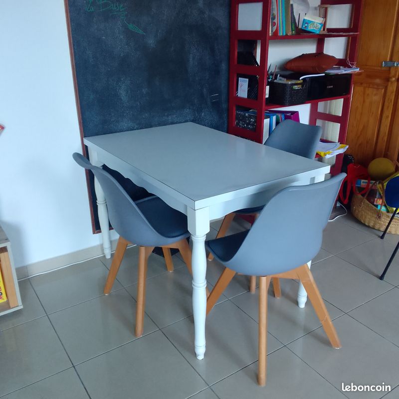 Divers meubles table/chaises/meubles/coffre (image 4)