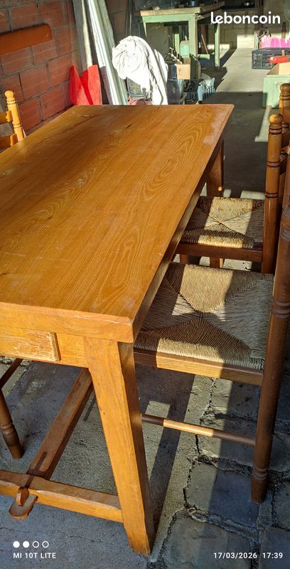 Table ois massif + 4 chaises (image 2)