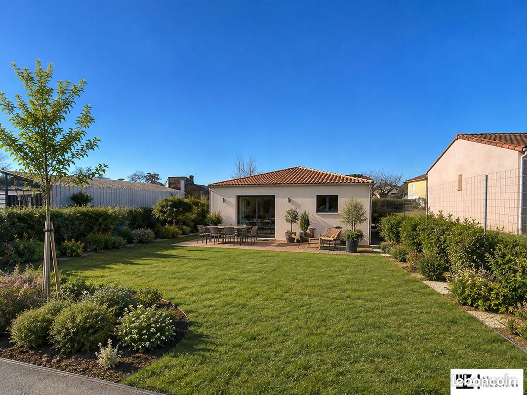 Terrain 894 m² CAZERES · à Cazères · 47 500 €