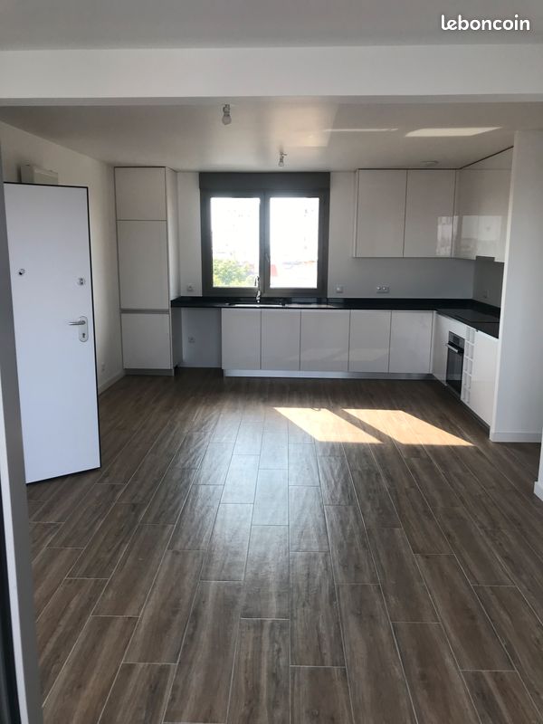 Appartement 4 pièces 84 m² · à Les Lilas · 84 m² · 3 000 €