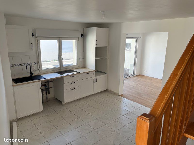 Maison 6 pièces 60 m² · à Vallet · 60 m² · 910 €/mois