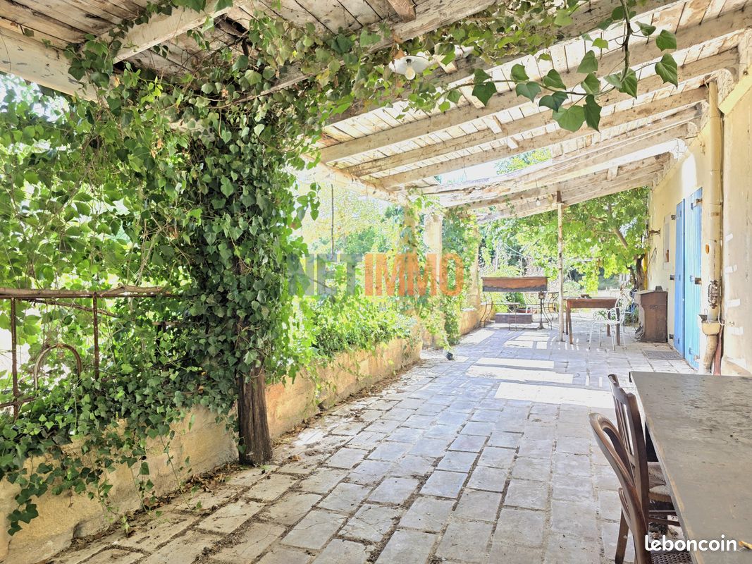 Maison 5 pièces 437 m² · à Le Cailar · 437 m² · 449 000 €