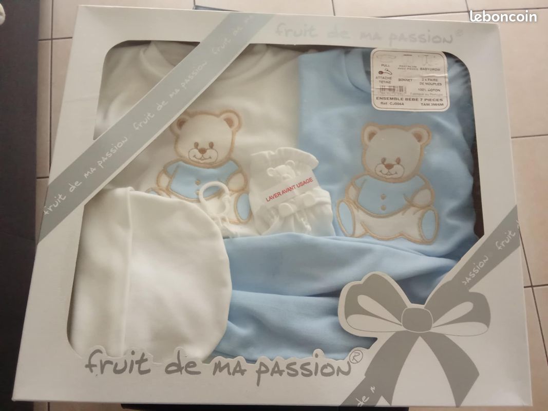 Babygrow Pour Garçon - Taille 3-6 Mois - Neuf Avec étiquettes - Combinaison Une Pièce