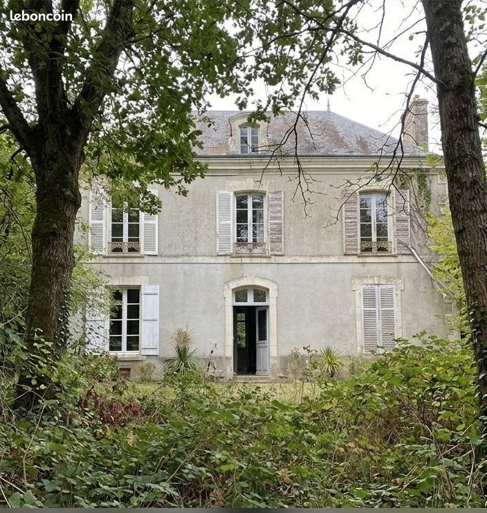 Maison 10 pièces 400 m² · à Dourdan · 400 m² · 420 000 €