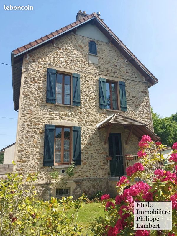 Maison 7 pièces 145 m² · à Bois-le-Roi · 145 m² · 595 000 €