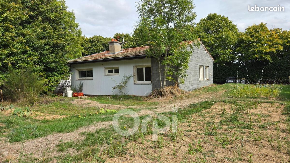 Maison 3 pièces 89 m² · à Saint-Genès-Champanelle · 89 m² · 164 500 €