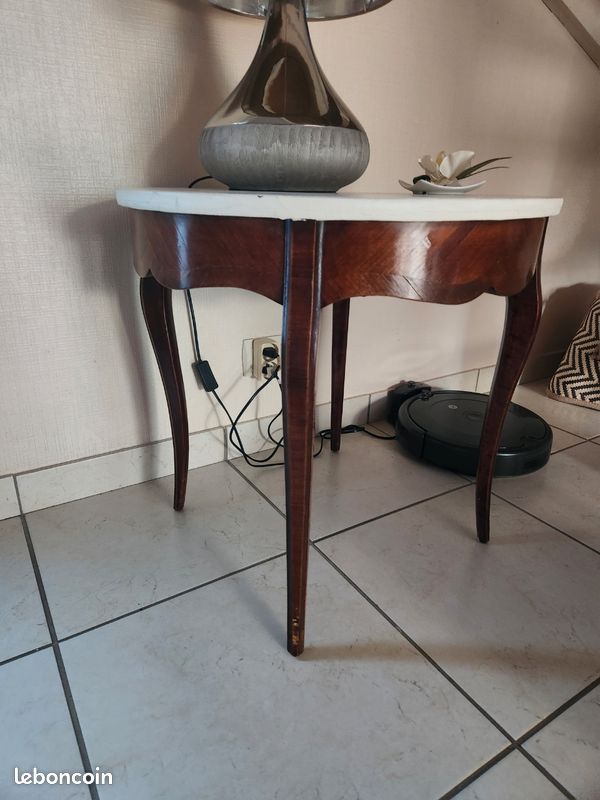 Petite table d'appoint bois et marbre style Louis XV (image 2)