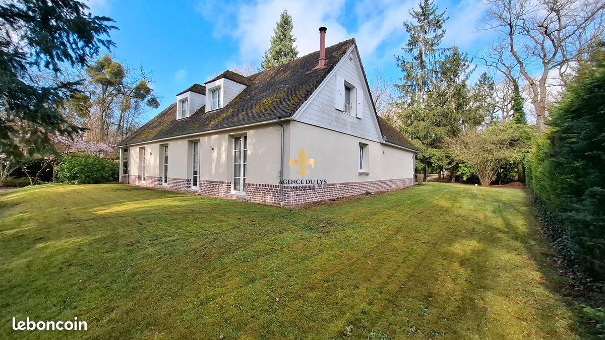 Maison 6 pièces 173 m² · à Lamorlaye · 173 m² · 695 000 €