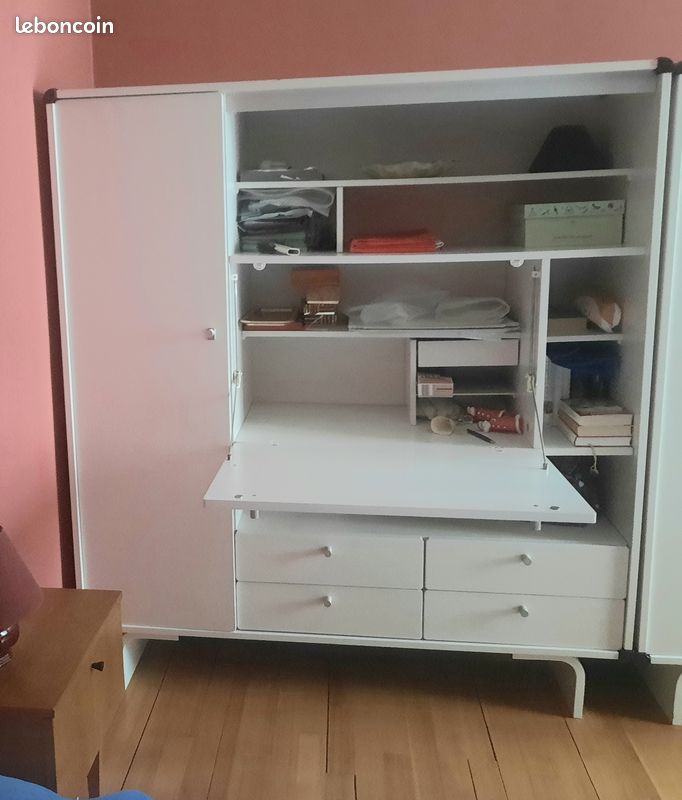 Très belle chambre d'enfant de la marque française GAUTIER : 2 lits, une armoire bureau et une table de nuit style vintage (image 2)