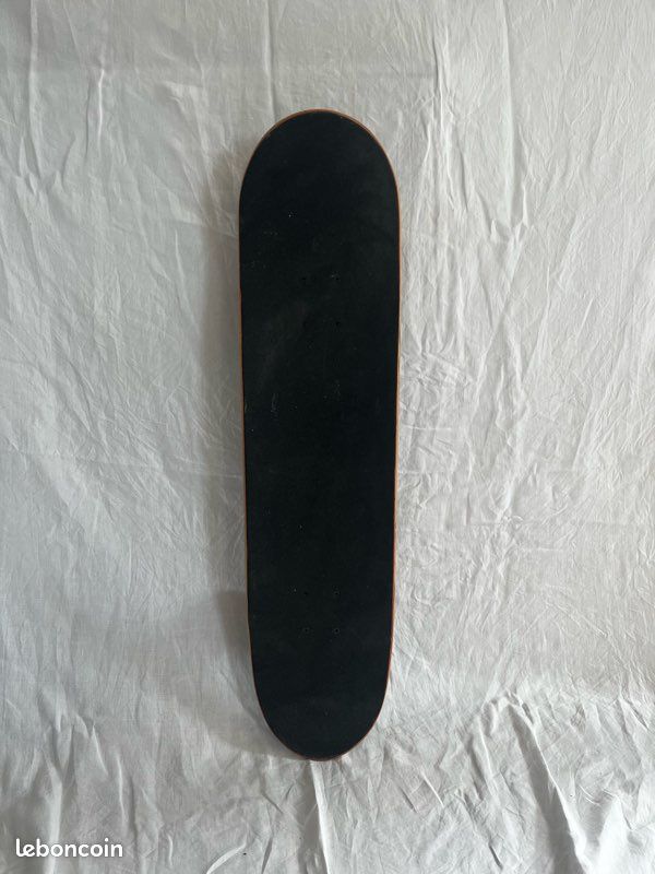 Skate (image 2)