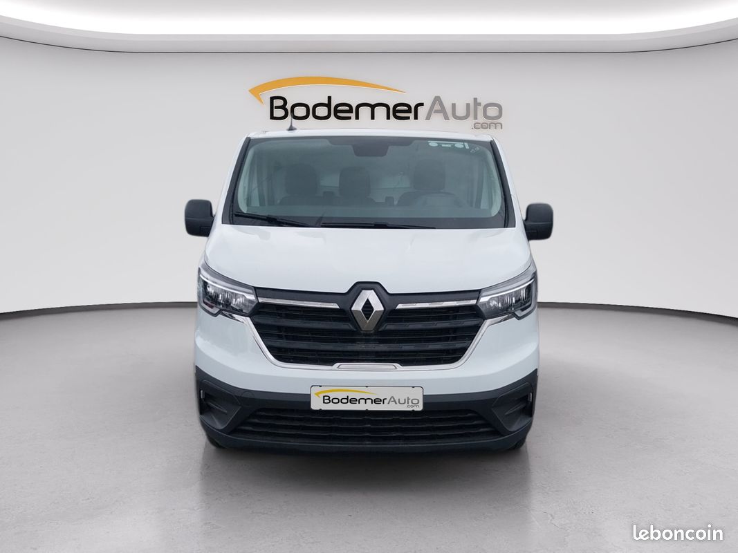 Renault trafic fg blue dci 130 l1h1 3t gsr2 advance (image 8)