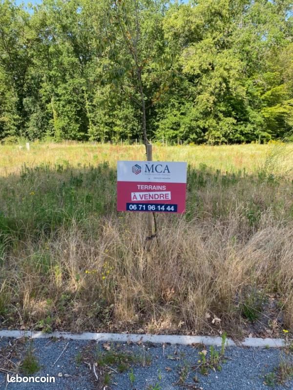 Terrain 450 m² · au Taillan-Médoc · 180 000 €
