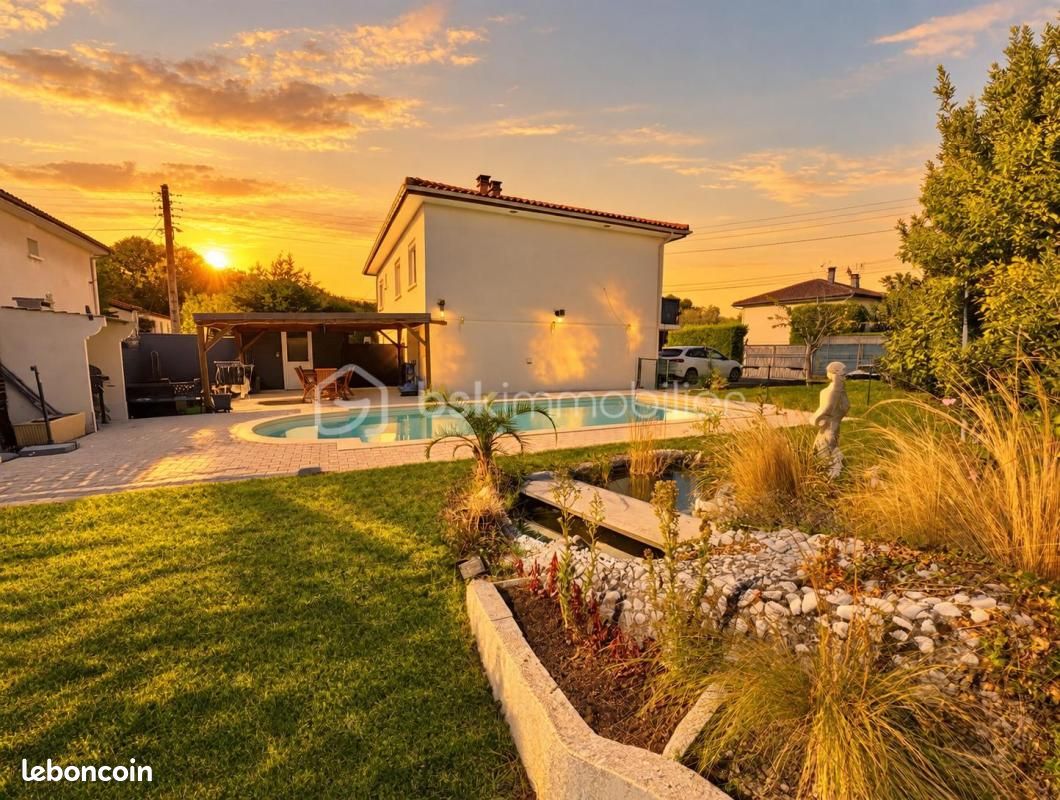 Maison 6 pièces 151 m² · à Auch · 151 m² · 249 999 €