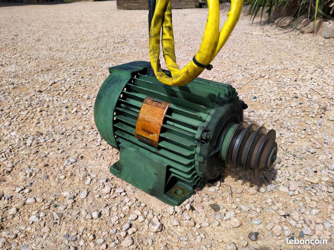 Moteur électrique 2,8 ch, 2KW asynchrone (image 1)