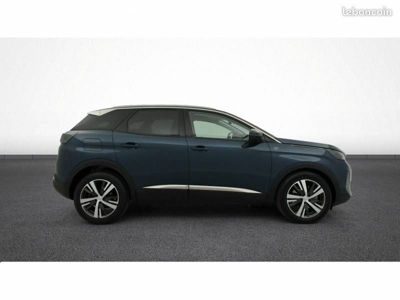 Peugeot 3008 Hybrid 225 e-EAT8 Roadtrip (image 10)