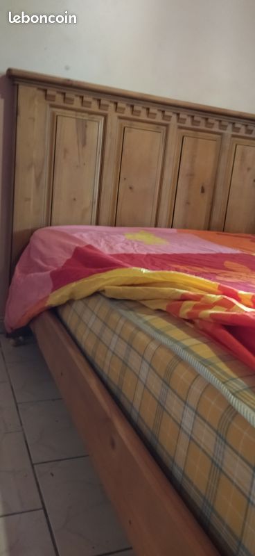 Chambre complète en bois massif belle finition (image 4)