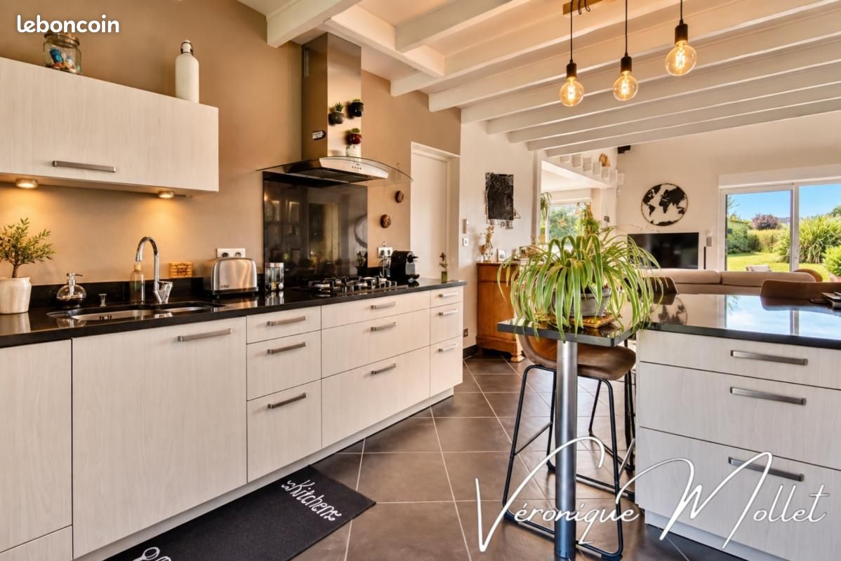 Maison 6 pièces 165 m² · à Lignan-de-Bordeaux · 165 m² · 599 000 €