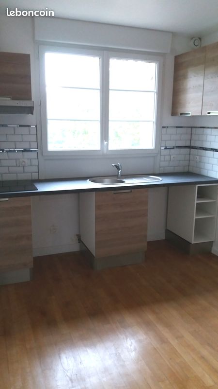 Appartement 2 pièces 24 m² · à Bois-d'Arcy · 24 m² · 670 €/mois