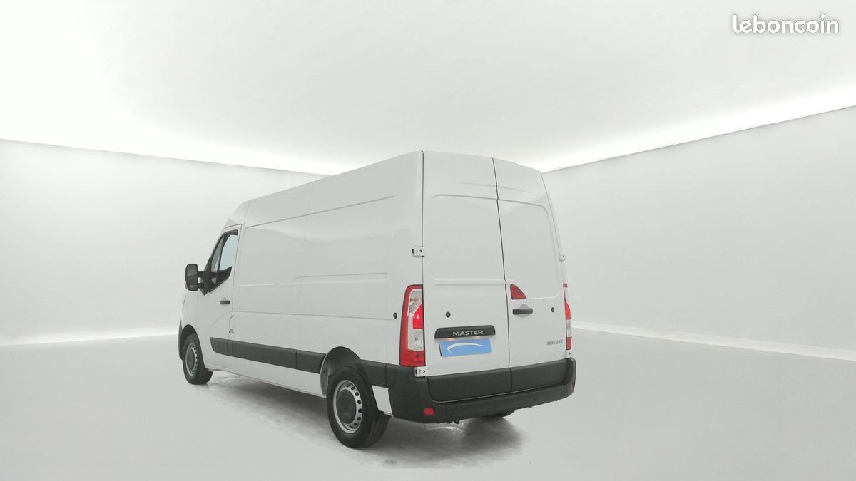 Renault master fgn trac f3500 l2h2 blue dci 135 confort (image 3)
