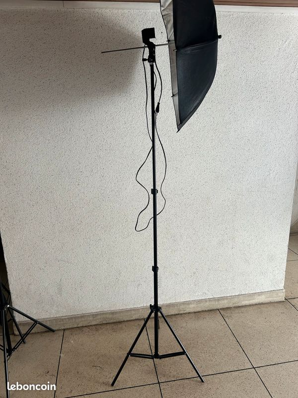 Matériel photographique (image 1)