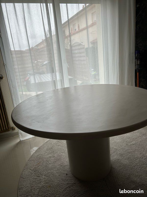 Table en ciment ciré (image 7)