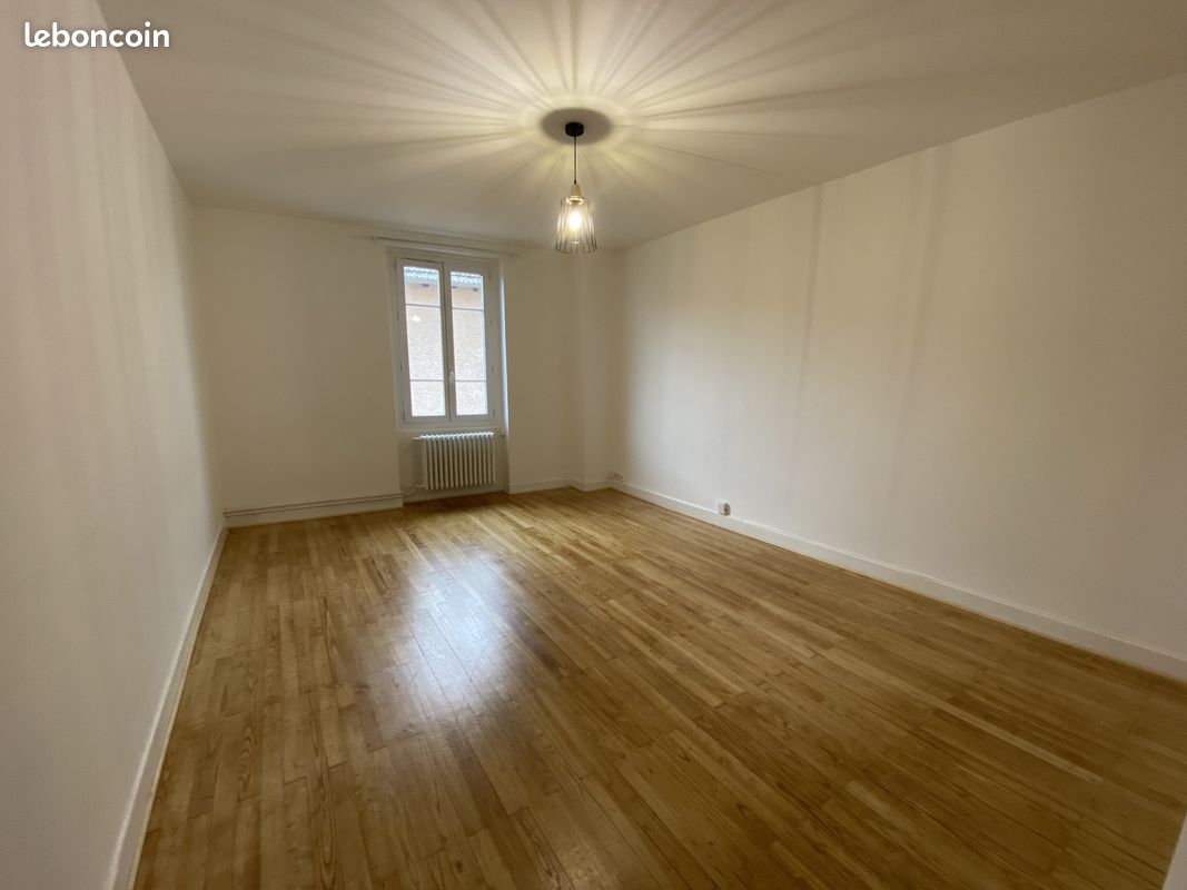 Appartement 3 pièces 88 m² · à Belleville-en-Beaujolais · 88 m² · 710 €/mois