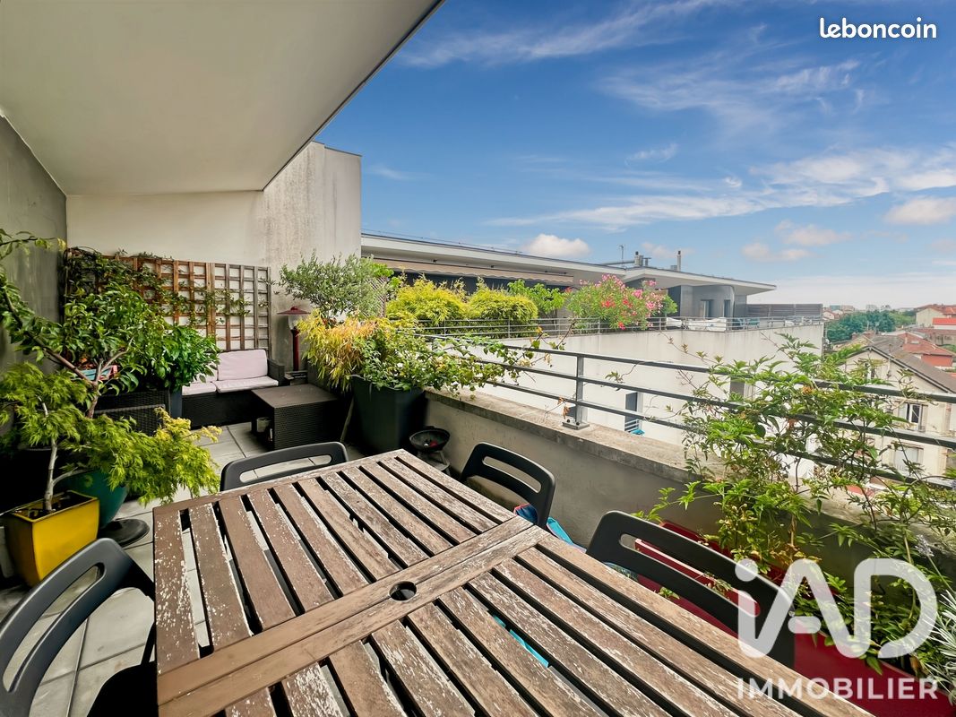 Appartement 3 pièces 67 m² · à Vitry-sur-Seine · 67 m² · 299 000 €