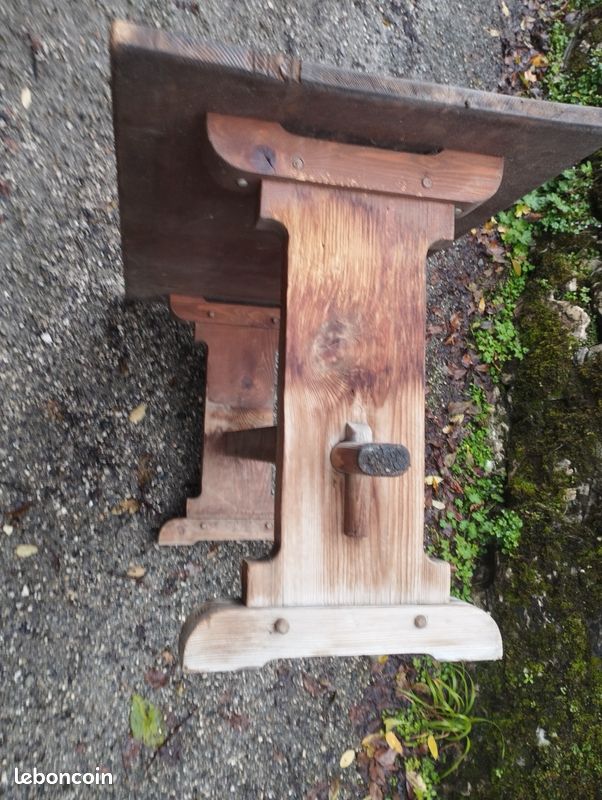 Petite table d'extérieur h 55 x 100 x 50 (image 9)