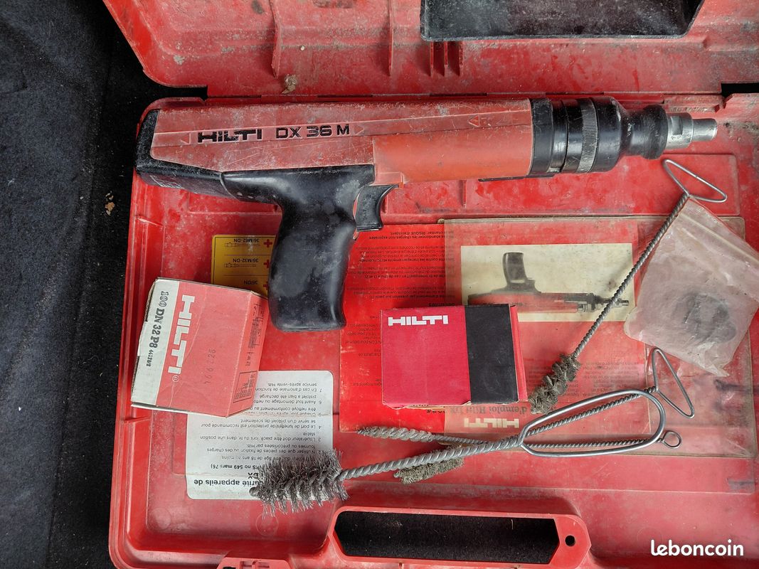 Cloueur à Poudre Hilti DX 36M – D'occasion, Fonctionnel, Pour Fixation Dans Le Béton