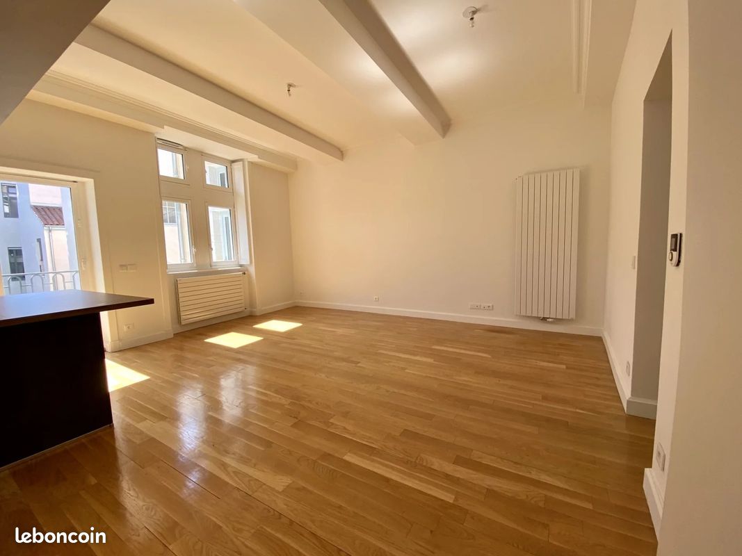 Appartement 3 pièces 70 m² · à Lyon · 70 m² · 1 895 €/mois