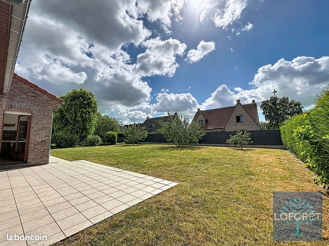 Maison 7 pièces 180 m² · à Téteghem-Coudekerque-Village · 180 m² · 524 900 €