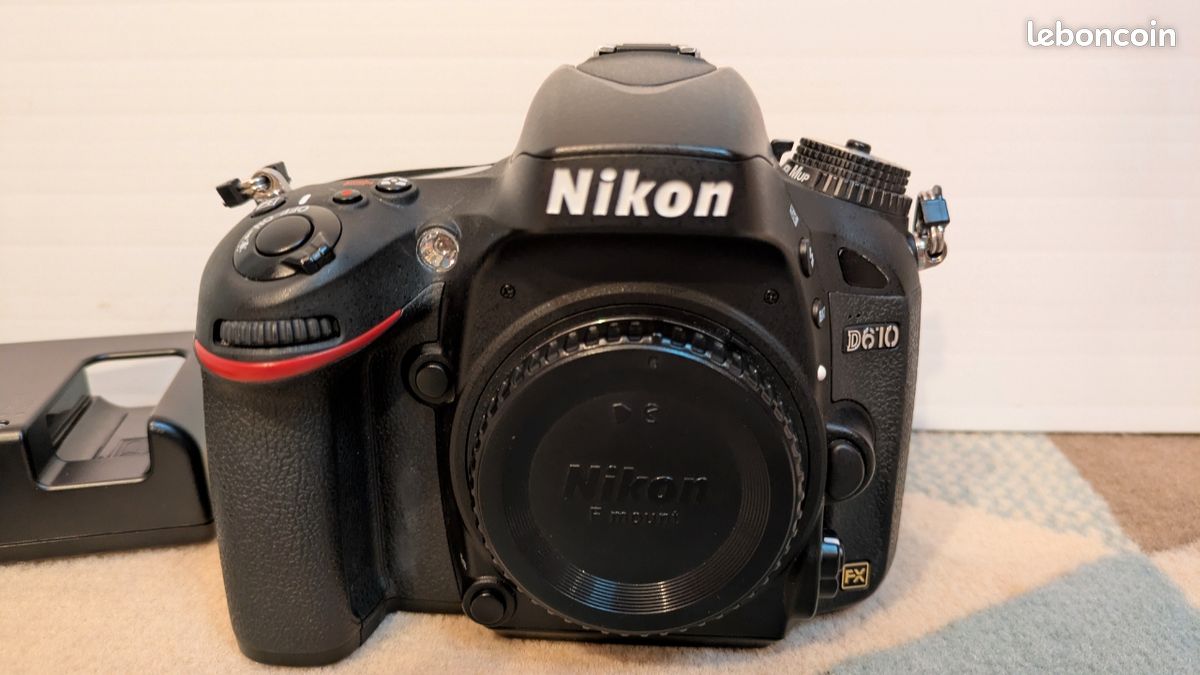 Nikon D610 Plein Format - Très Bon état, 13752 Déclenchements, Boîte D'origine