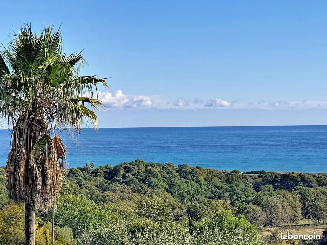 Maison 5 pièces 132 m² · à Villeneuve-Loubet · 132 m² · 1 349 000 €