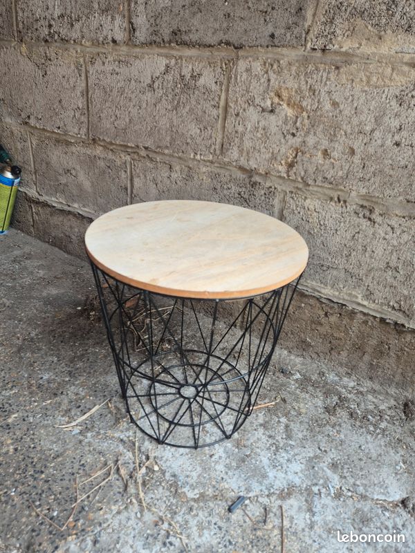 Petite table forme panier rangement (image 1)