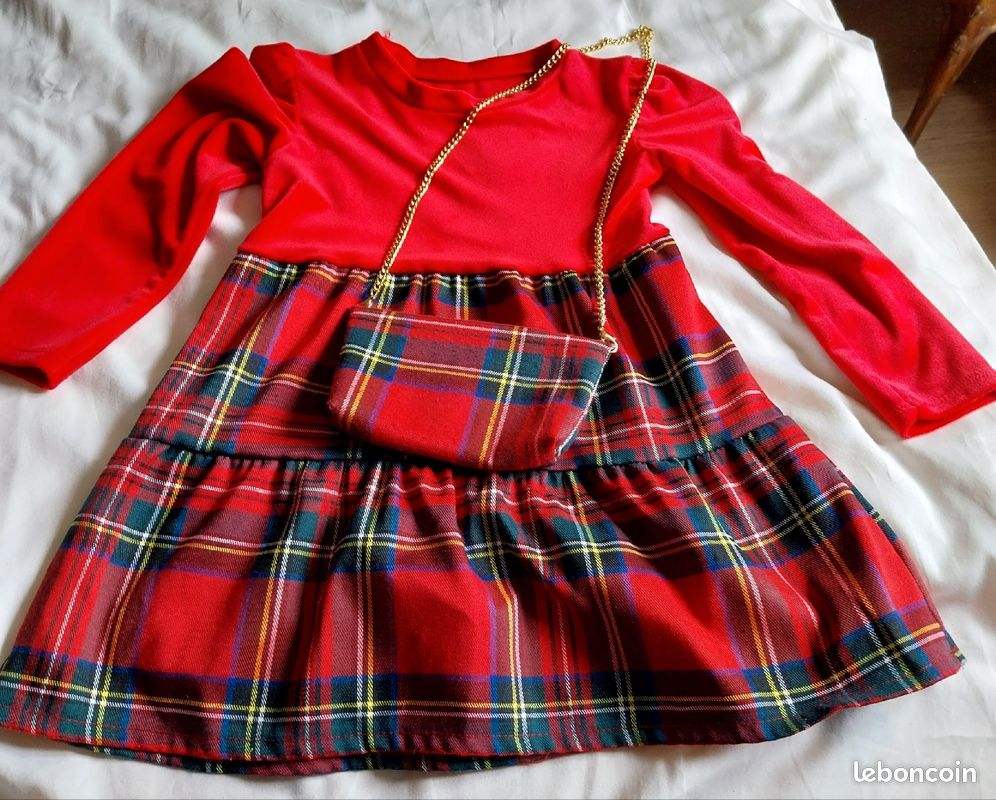 Robe (image 1)