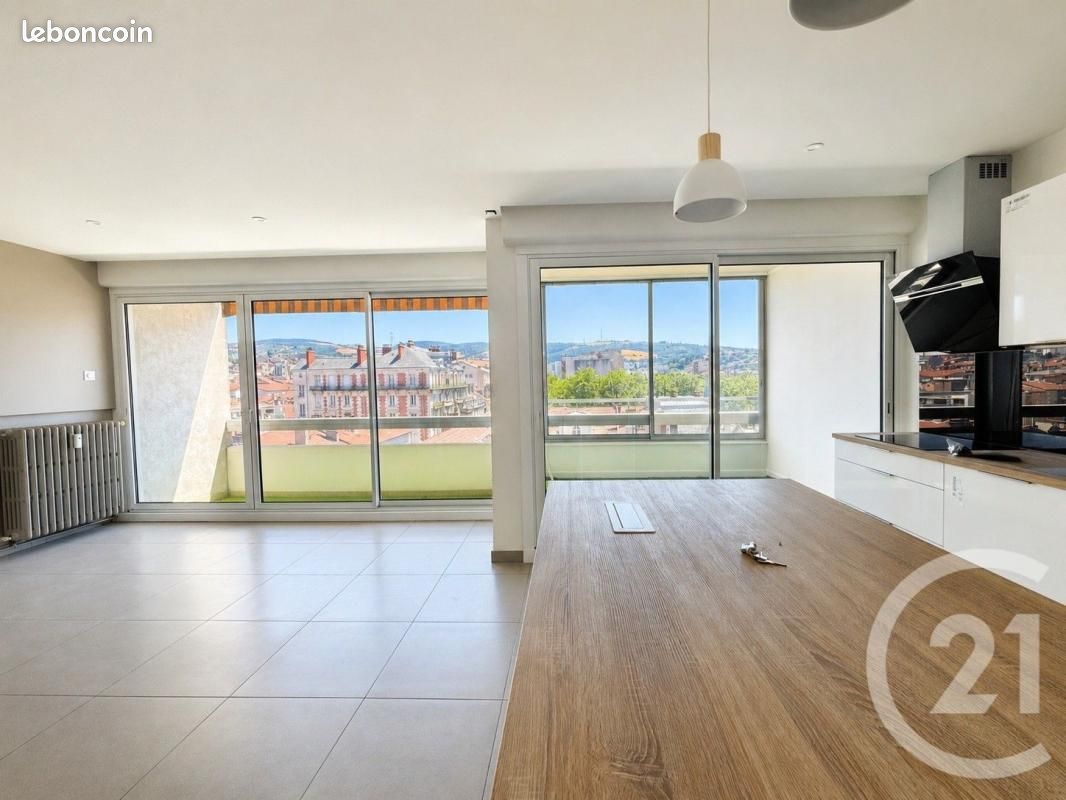 Appartement 4 pièces 90 m² · à Saint-Étienne · 90 m² · 235 000 €