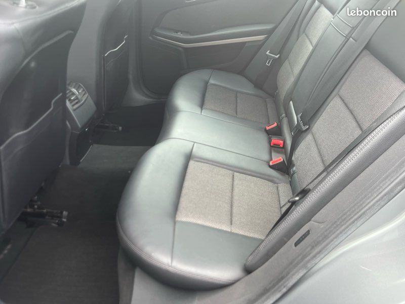 Mercedes classe E350 CDI 3.0 v6 w212 avant-garde 2er main cuir xénon gps toit ouvrant (image 4)