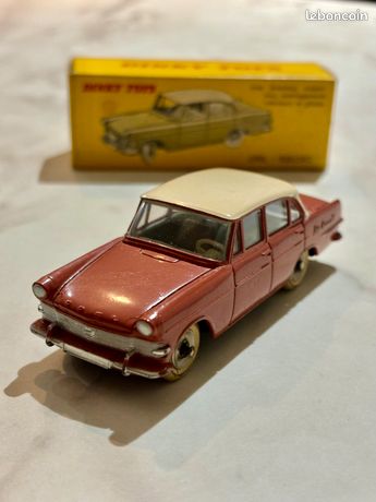 Dinky Toys Opel Rekord France - Collection