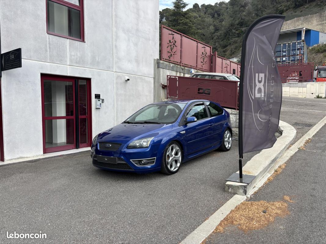 Ford focus 2.5 t - 225 2004 berline st phase 1 (image 1)