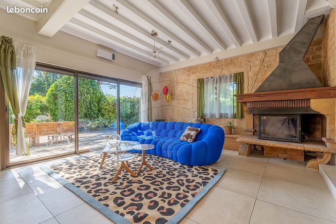 Maison 7 pièces 230 m² — 7