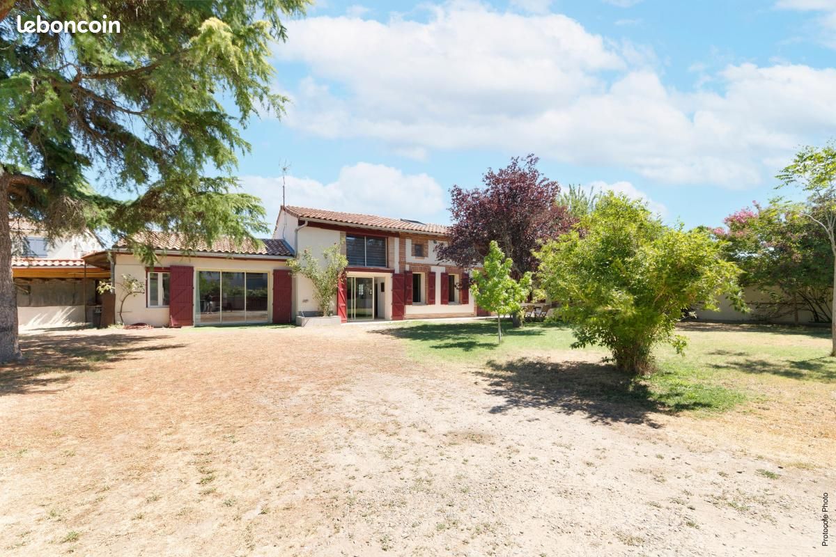 Maison 7 pièces 311 m² · à Toulouse · 311 m² · 882 000 €