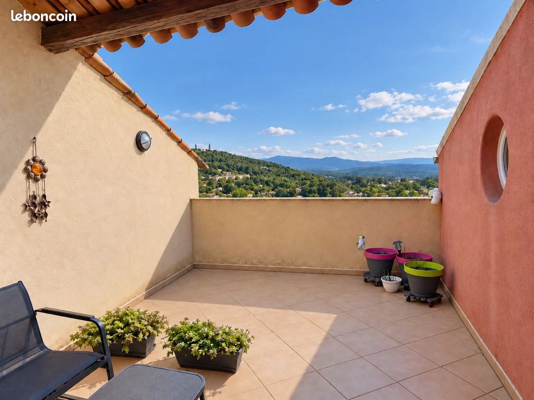 Maison 4 pièces 106 m² · à Callas · 106 m² · 198 000 €