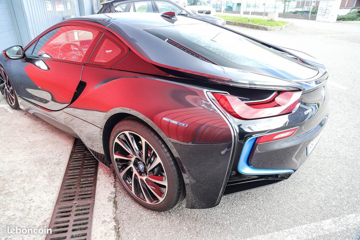 Bmw i8 pure impulse bva (image 8)