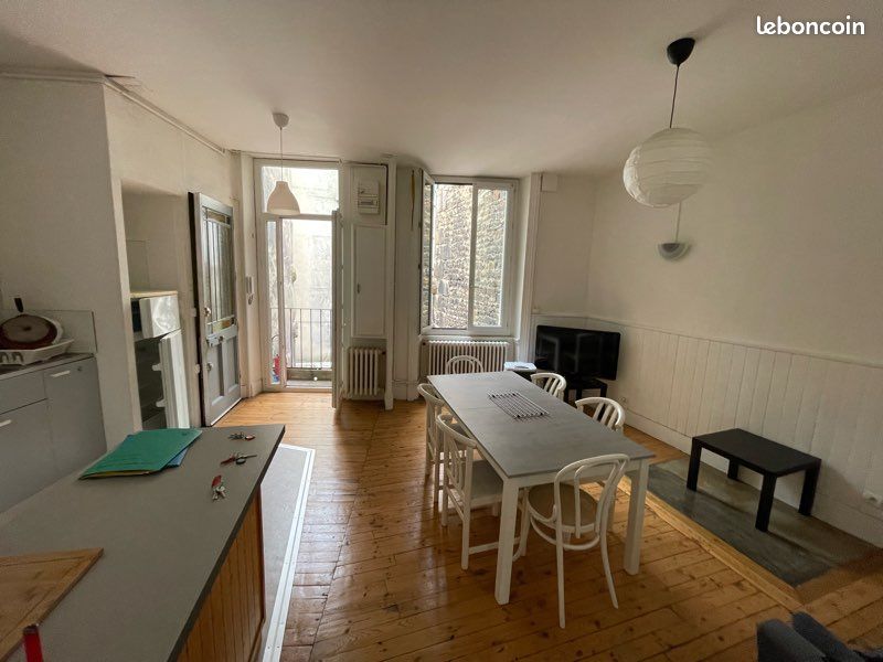 Appartement 5 pièces 80 m² · à Saint-Étienne · 80 m² · 720 €/mois