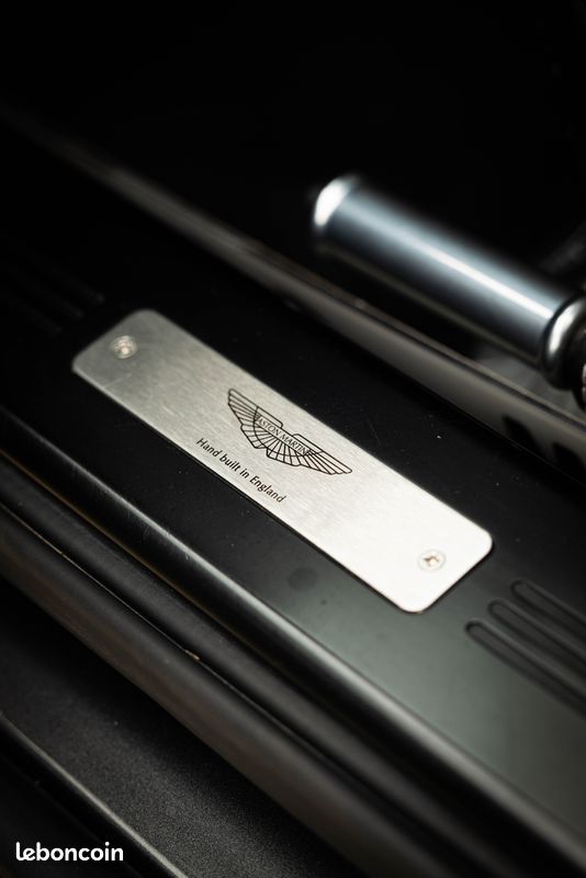 Aston Martin V8 Vantage S Sportshift II V8 4.7 436 CH BVA7 Cuir Clim Auto GPS Pack Carbonne Volant Alcantara 2012 (image 8)
