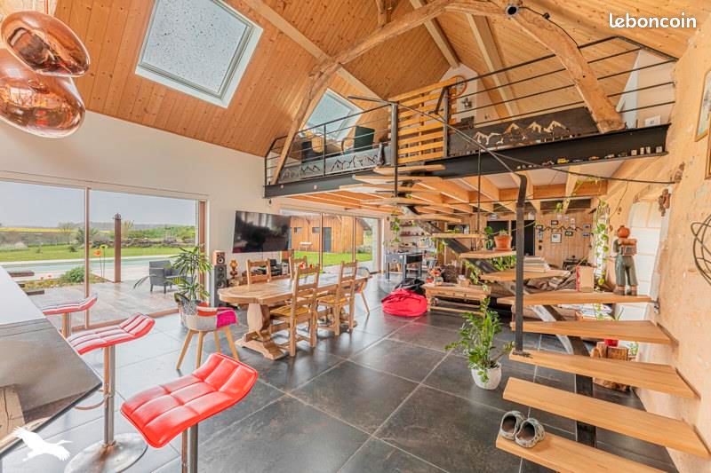 Maison 14 pièces 416 m² · à Esves-le-Moutier · 416 m² · 783 000 €