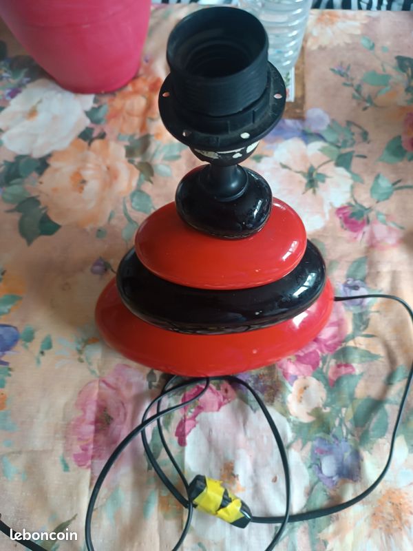 Lampe bon etat original fil a remolacer haut 32 cm remise en main propre (image 3)